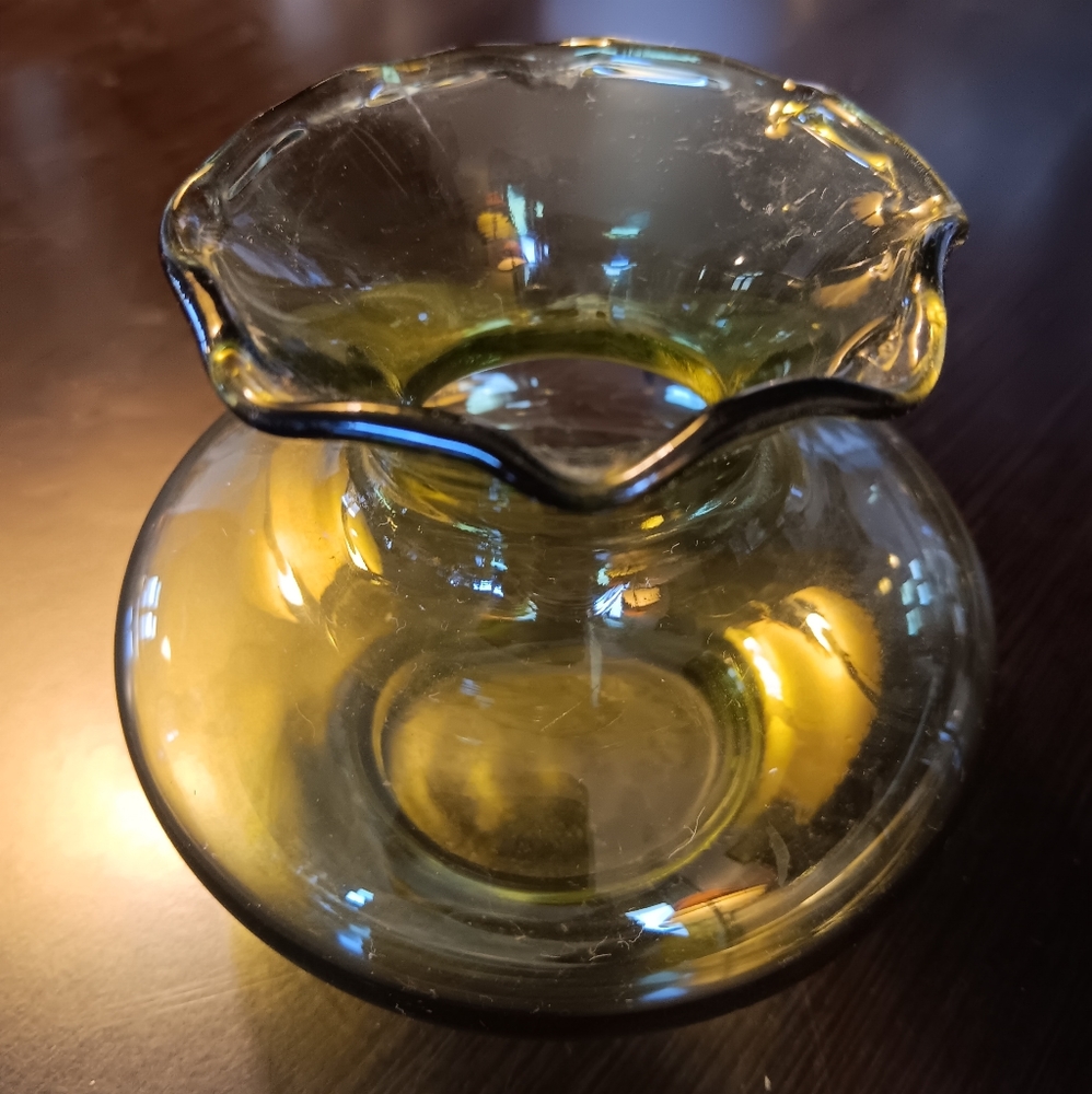 ANCHOR HOCKING VASE